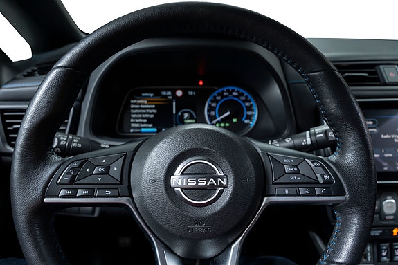 Nissan Leaf 21 of 30