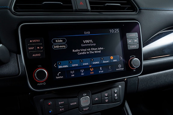 Nissan Leaf 14 of 30