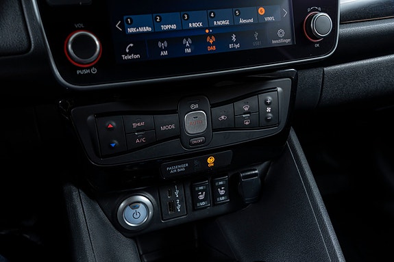 Nissan Leaf 16 of 30