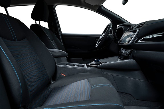 Nissan Leaf 29 of 30
