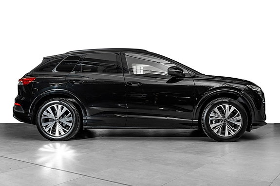 Audi Q4 e-tron 5 of 28