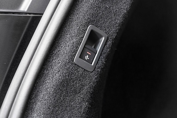 Audi Q4 e-tron 27 of 28