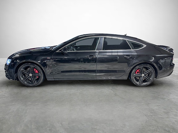 Audi A7 2 of 28