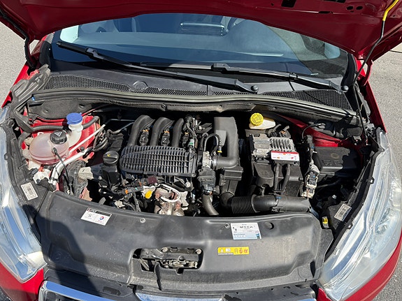 Peugeot 208 20 of 21