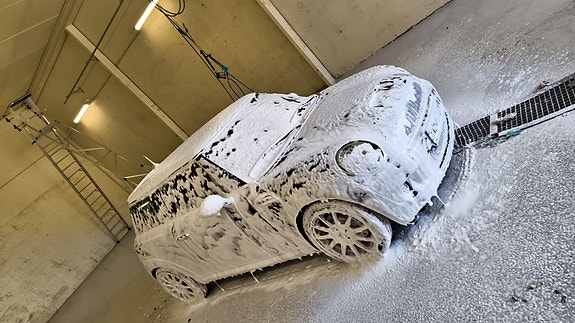 MINI Cooper S 6 of 8
