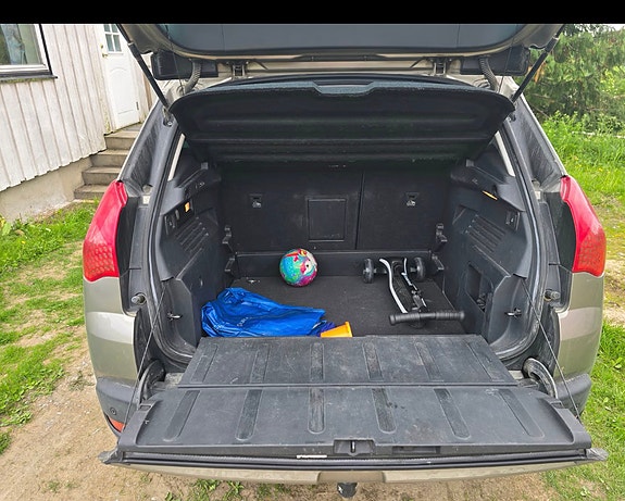 Peugeot 3008 11 of 12
