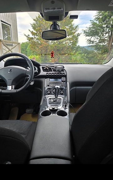 Peugeot 3008 6 of 12