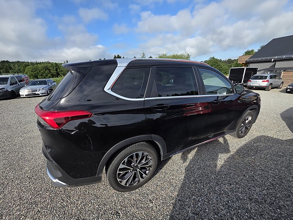 Maxus Euniq 6 7 of 21
