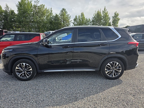 Maxus Euniq 6 8 of 21
