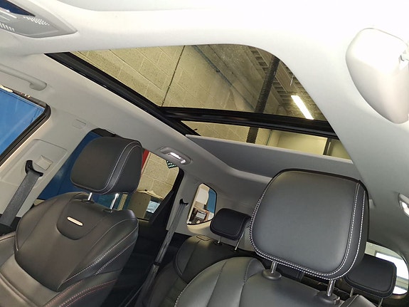 Maxus Euniq 6 12 of 21