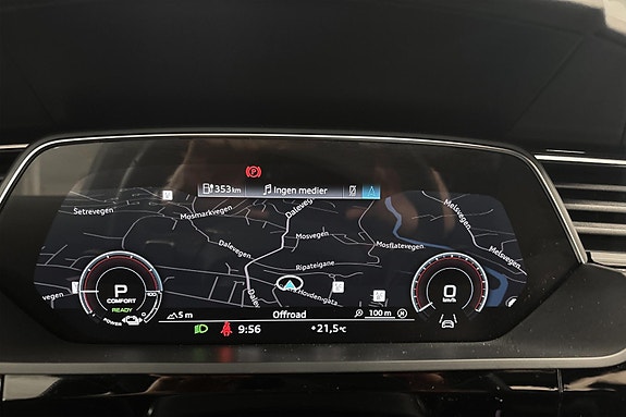 Audi Q8 e-tron 17 of 30