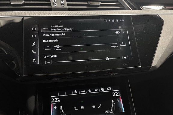 Audi Q8 e-tron 21 of 30