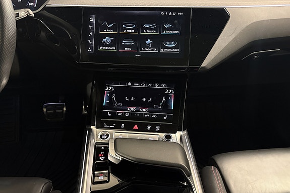 Audi Q8 e-tron 25 of 30