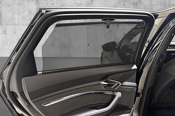 Audi Q8 e-tron 30 of 30