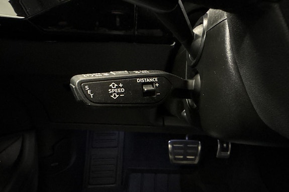 Audi Q8 e-tron 18 of 30