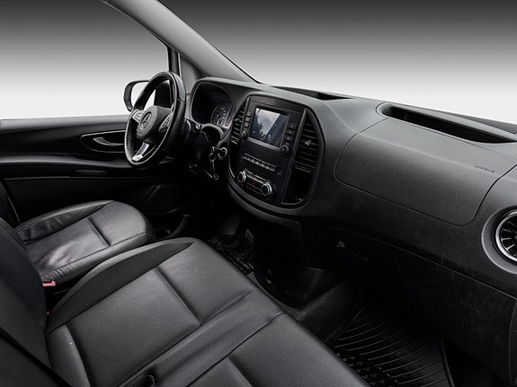 Mercedes-Benz Vito 20 of 21