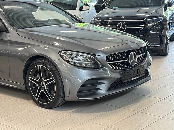 Mercedes-Benz C200 3 of 30
