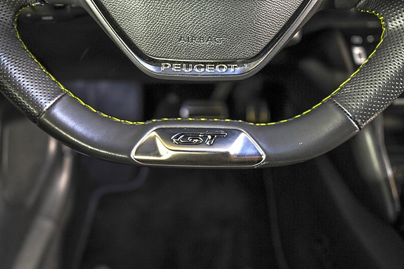 Peugeot 2008 16 of 22