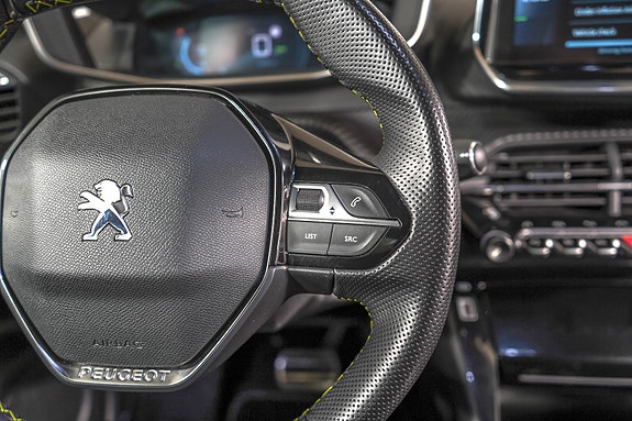 Peugeot 2008 14 of 22