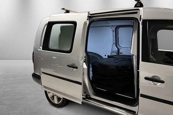 Volkswagen Caddy Maxi 22 of 30