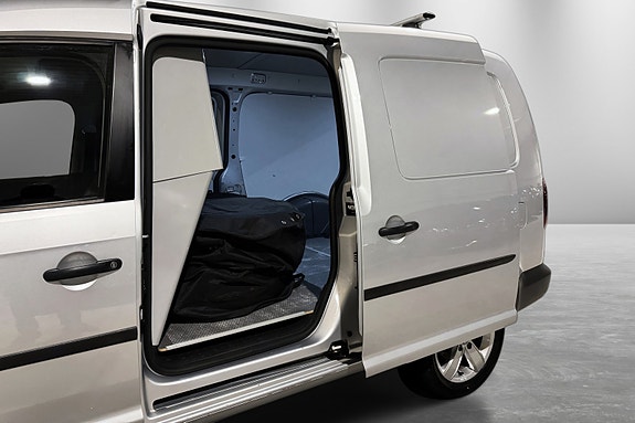 Volkswagen Caddy Maxi 19 of 30