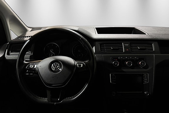 Volkswagen Caddy Maxi 28 of 30