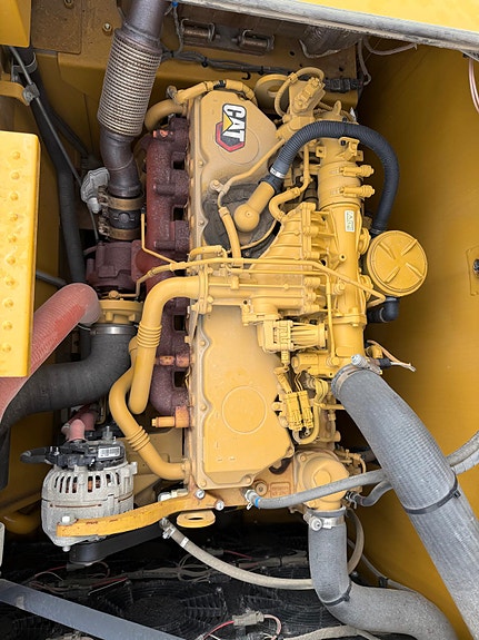 Cat 326 5 of 26
