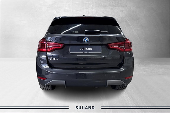 BMW iX3 4 of 30