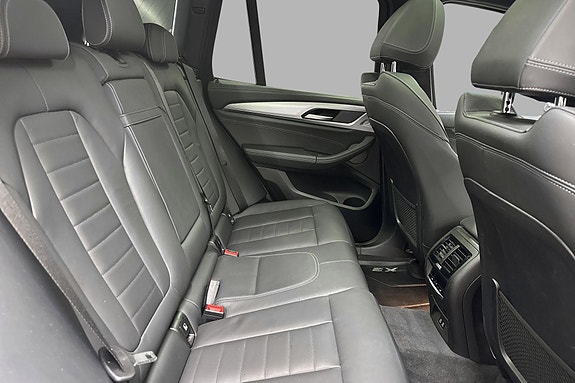 BMW iX3 17 of 30