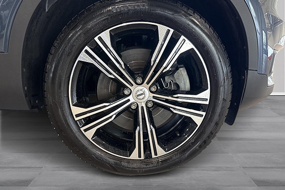 Volvo XC40 24 of 30