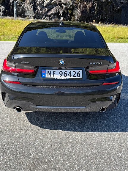 BMW 320d 8 of 11