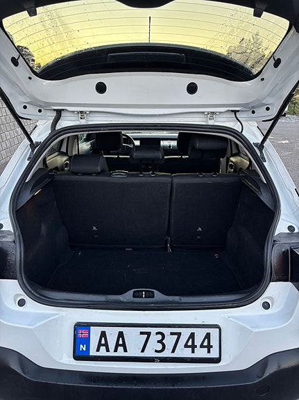 Citroen C4 Cactus 7 of 11