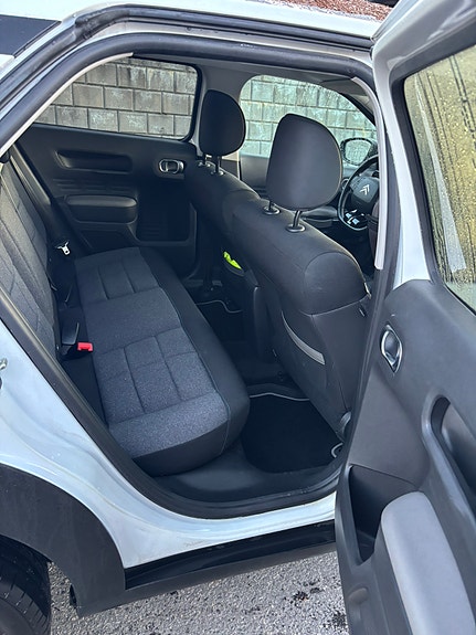 Citroen C4 Cactus 6 of 11