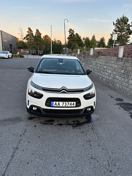 Citroen C4 Cactus 3 of 11