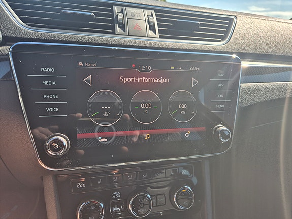 Skoda Superb 29 of 30