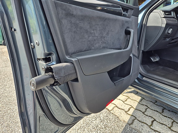 Skoda Superb 25 of 30