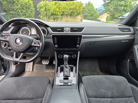 Skoda Superb 4 of 30