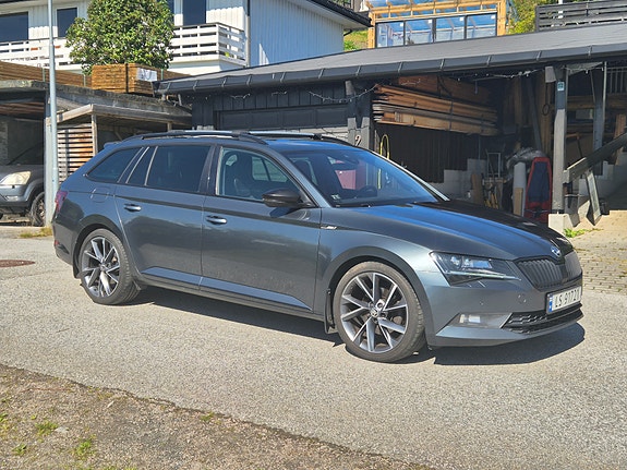 Skoda Superb 6 of 30