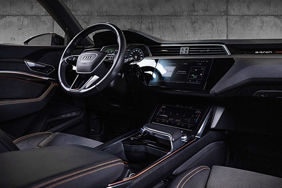 Audi e-tron 23 of 30