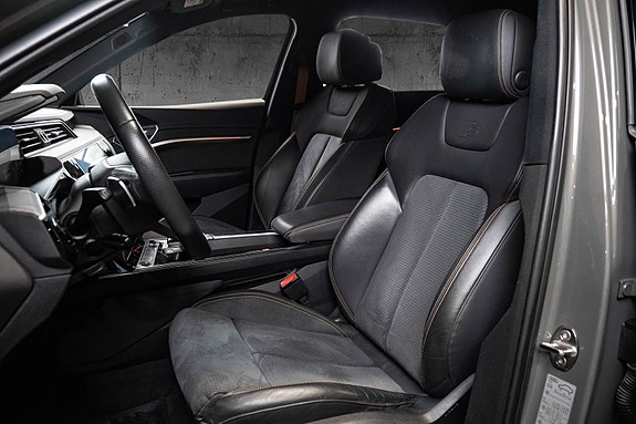 Audi e-tron 16 of 30