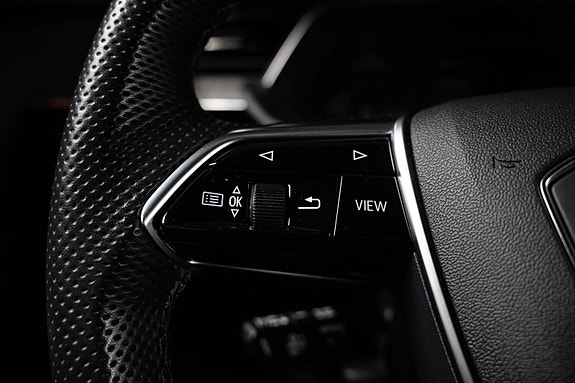 Audi e-tron 24 of 30