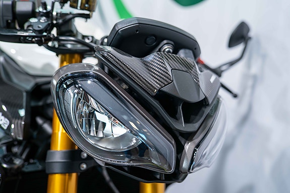 Triumph Street Triple RS Moto 2 Kungått 20 mil- som ny!! 22 of 30
