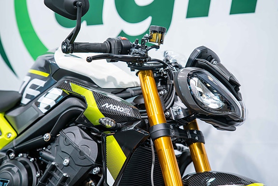 Triumph Street Triple RS Moto 2 Kungått 20 mil- som ny!! 3 of 30
