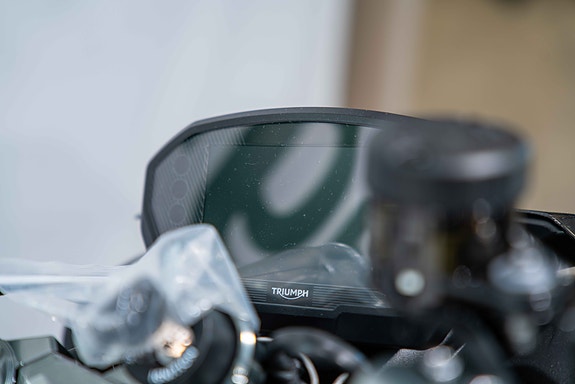 Triumph Street Triple RS Moto 2 Kungått 20 mil- som ny!! 17 of 30