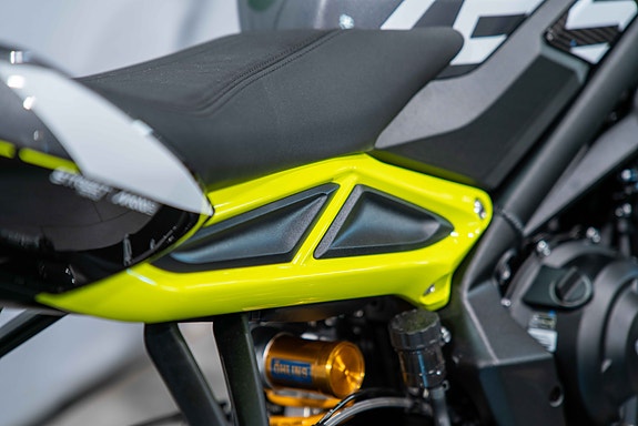 Triumph Street Triple RS Moto 2 Kungått 20 mil- som ny!! 10 of 30