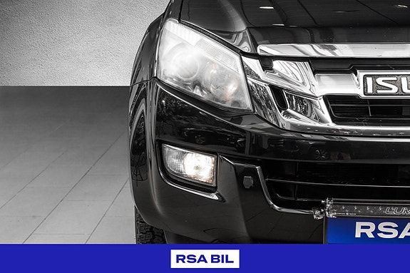 Isuzu D-max 2 of 25
