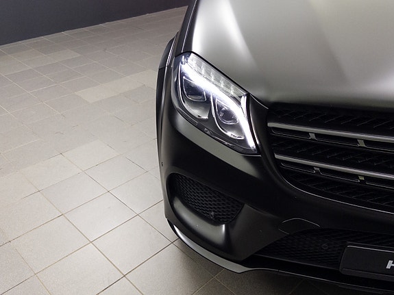 Mercedes-Benz GLS350 d 21 of 30