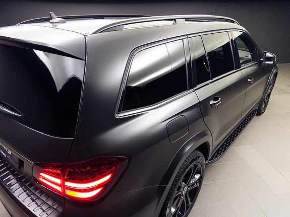 Mercedes-Benz GLS350 d 30 of 30