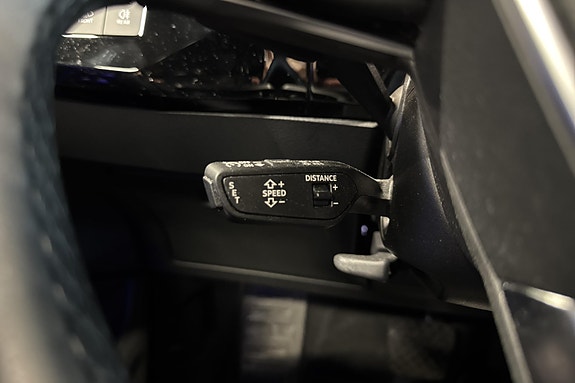 Audi e-tron 19 of 28