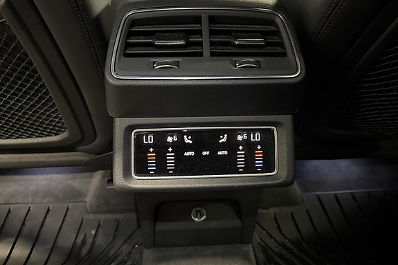 Audi e-tron 23 of 28